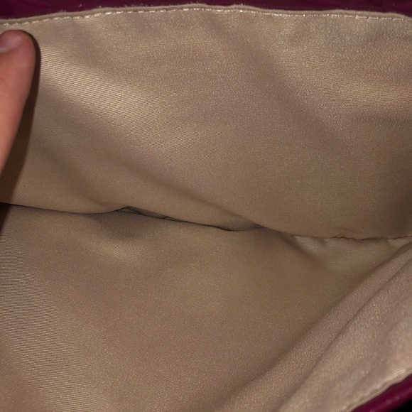 Coach Berry Tote - Picture 6 of 9